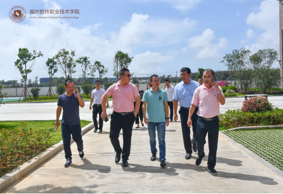 1567570516610750.png blob.png